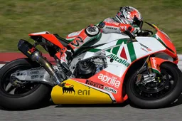 Superbike: il team Aprilia Alitalia è pronto per Miller