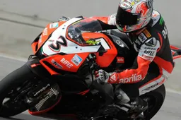 Superbike Brno Prove Libere 1: Biaggi il più veloce