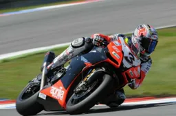 Superbike Brno Qualifiche 2: Max Biaggi mantiene la vetta