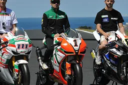 Superbike: Max Biaggi mostra a Phillip Island il numero 1