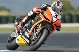 Superbike: Max Biaggi "Pronti a lottare per un buon risultato"