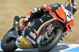 Superbike Phillip Island Gara 1: Checa a terra, vince Max Biaggi