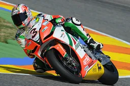 Superbike: Max Biaggi "Buoni risultati a Valencia, siamo lì"