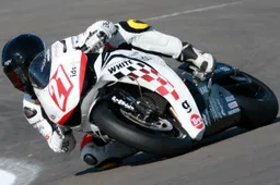 Superstock 1000: Maxime Berger punta al titolo