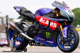 Dal BSB al Mondiale Superbike: ecco come cambia la Yamaha R1