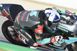 Moto3 Sachsenring, Prove 1: John McPhee apre il ritorno in Germania