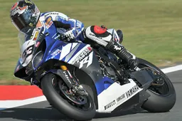 Superbike: ufficiale, Marco Melandri con BMW nel 2012