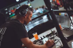 Marco Melandri "Deve vincere il team ufficiale, basta fingere che non sia così"