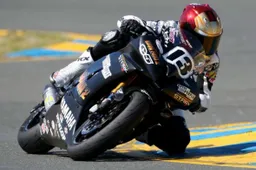 Daytona SportBike: operazione riuscita per Melissa Paris