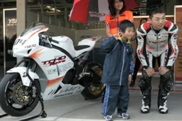 All Japan Superbike: presentato il Toho Racing with Moriwaki