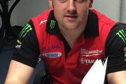 Tourist Trophy: ufficiale, Michael Dunlop firma con Milwaukee Yamaha