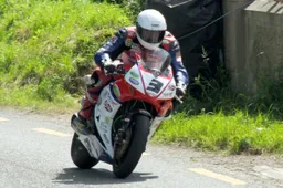 Skerries 100: trionfo di Michael Dunlop nella "Grand Final"