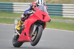 Tourist Trophy: Michael Dunlop punta a 6 vittorie su 6 al TT 2014