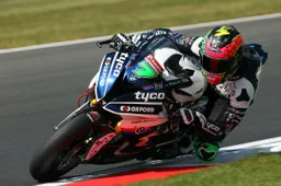 Michael Laverty ritorna nel BSB a Snetterton