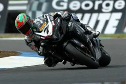 BSB Knockhill Prove Libere 2: Michael Laverty al comando