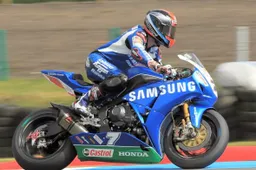 BSB Knockhill Prove Libere 2: Michael Laverty al comando