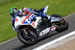 BSB: Tyco BMW by TAS si presenta al MCN Bike Show
