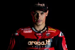 SBK, Rinaldi col preparatore di Bautista e Dovizioso: cerca una svolta