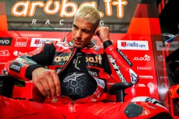 Superbike, Michael Rinaldi poleman con la stampella è un storia bellissima
