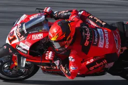 Superbike Test Aragon, classifica giorno 1: Rinaldi leader, Huertas sorprende