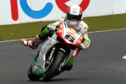 BSB: a Silverstone il ritorno in azione di Michael Rutter
