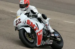 BSB: Michael Rutter e SMT Honda vicini a proseguire la stagione