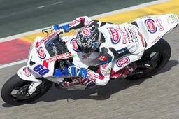 Supersport Aragon Prove 1: Sofuoglu 1°, van der Mark 2°