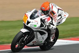 Superstock 600 Nurburgring Gara: vince Van Der Mark