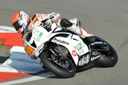 Superstock 600: Michael van der Mark resta con Ten Kate