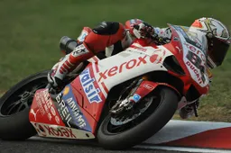 Superbike Imola Superpole: Fabrizio conquista la prima pole