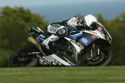 Superbike: note positive da Michel Fabrizio e Suzuki Alstare