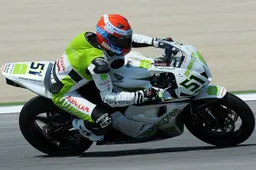 Supersport: Michele Pirro "Felice della pole, vediamo in gara"