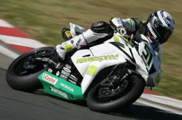 Supersport: Michele Pirro "Dolore alla spalla dopo pochi giri"