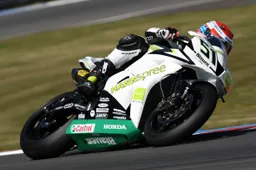 Supersport: brutto infortunio per Michele Pirro a Brno