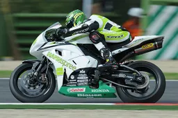 Supersport Imola Gara: Michele Pirro si ritrova vincitore