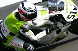 Supersport: Michele Pirro prossimo all'esordio in Moto2