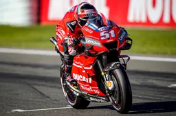 MotoGP, Valencia: Michele Pirro ritirato per un malore