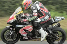 Mid Antrim 150: 5 su 5 per Ryan Farquhar, assenti gli altri "big" dell'Irish Road Racing