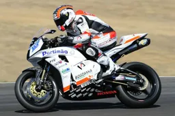 Supersport: Parkalgar lascia il mondiale dopo 6 anni