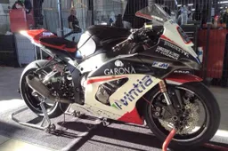 MotoGP: Mike Di Meglio si allena con una Kawasaki ZX-10R