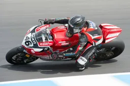ASBK Phillip Island Prove 2: Jones 1° con la Ducati di Bayliss