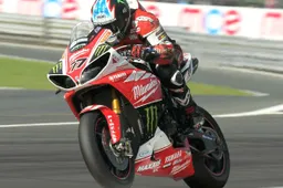 BSB: Milwaukee sponsor Yamaha SMR anche nel 2014