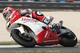 CEV Moto2: buon debutto di Xavier Simeon con la Moriwaki