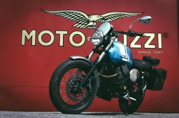 Moto Guzzi Open House e Motoraduno: una leggenda in festa