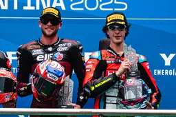Moto2, Boscoscuro trionfa in Argentina e rilancia la sfida a KALEX