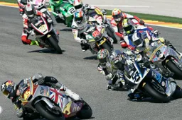 Moto2: 38 iscritti per la seconda stagione della categoria