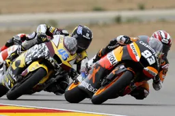 Moto2: a Motegi Marquez pronto al sorpasso su Bradl