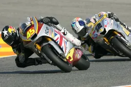 Moto2: da oggi le prime prove 2011 con i test a Valencia