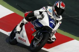 Moto3: annunciate le 20 squadre ammesse alla stagione 2012