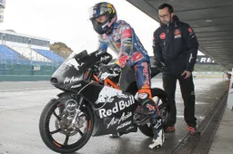 Moto3: pioggia protagonista nella prima giornata di test a Jerez